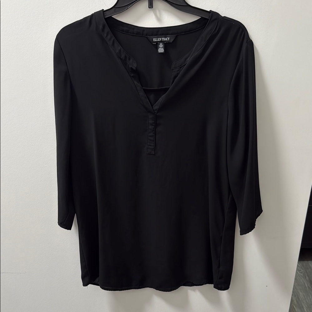 Ellen Tracy Black 3/4 Sleeve Polo Blouse
